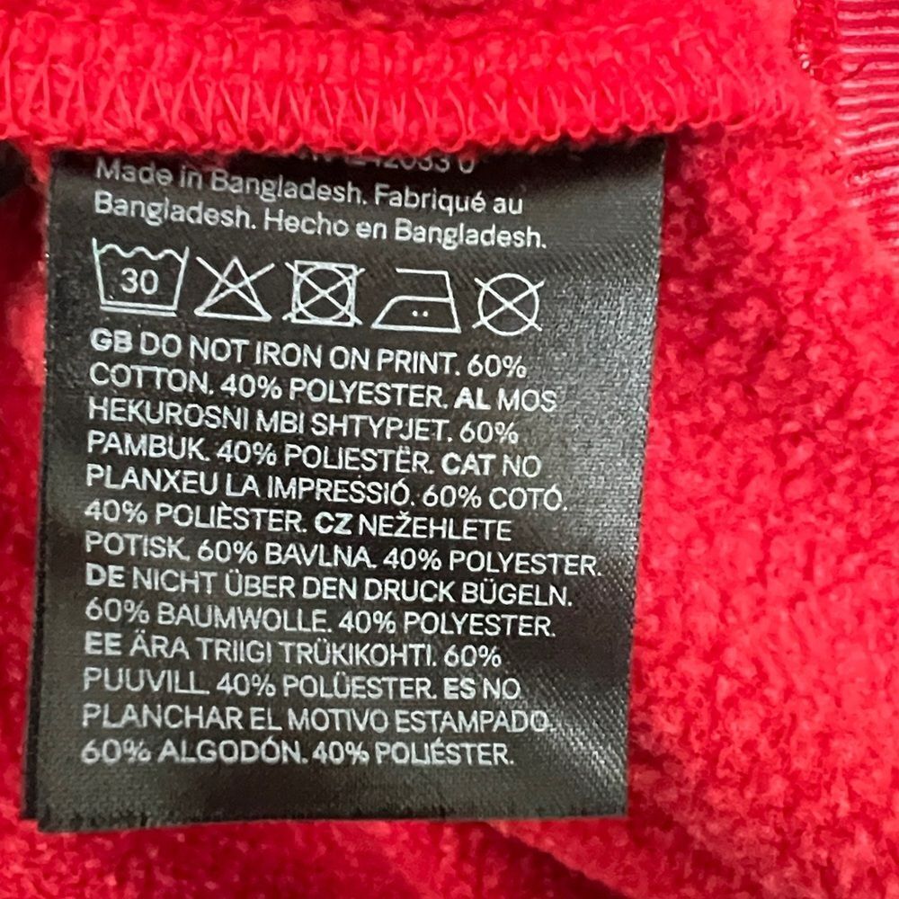 🔥 TASMANIAN DEVIL “TAZ” NEW YORK CREWNECK Red Y2K Sweatshirt Women Sz Med - EUC - Picture 9 of 9
